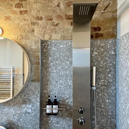 Bricco Aive شقة